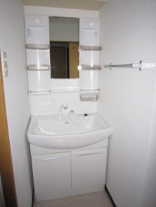 外出前の身だしなみチェックはこちらでどうぞ！