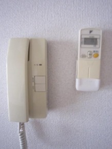 音声インターホンです
