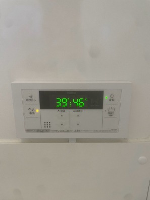 ボタン一つで温度調整も楽々です。