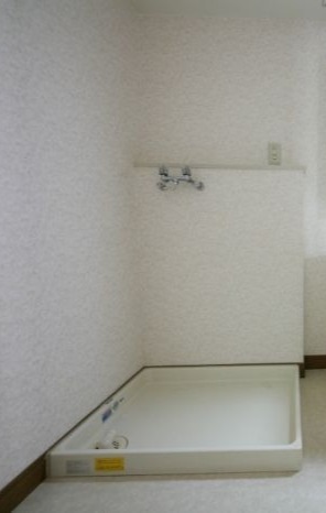 洗濯機は室内に置くことができます。
