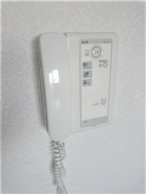オートロック完備。