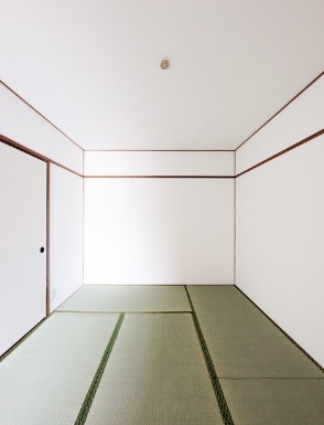 こちら寝室にいかがでしょうか。