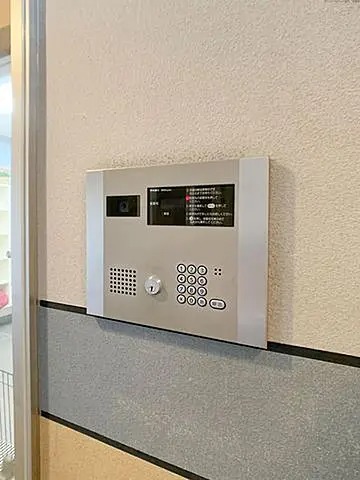 オートロックで女性も安心なセキュリティ