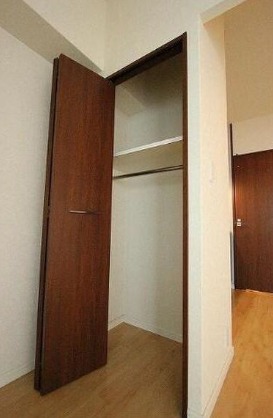 奥行きのある収納スペース
