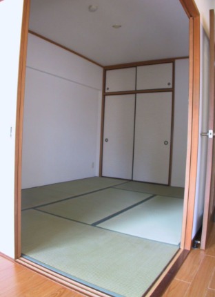 転んでもケガをしにくい畳