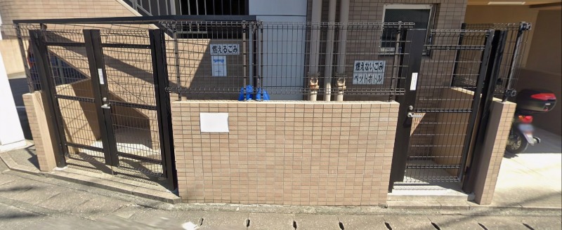 ゴミ置き場はこちら