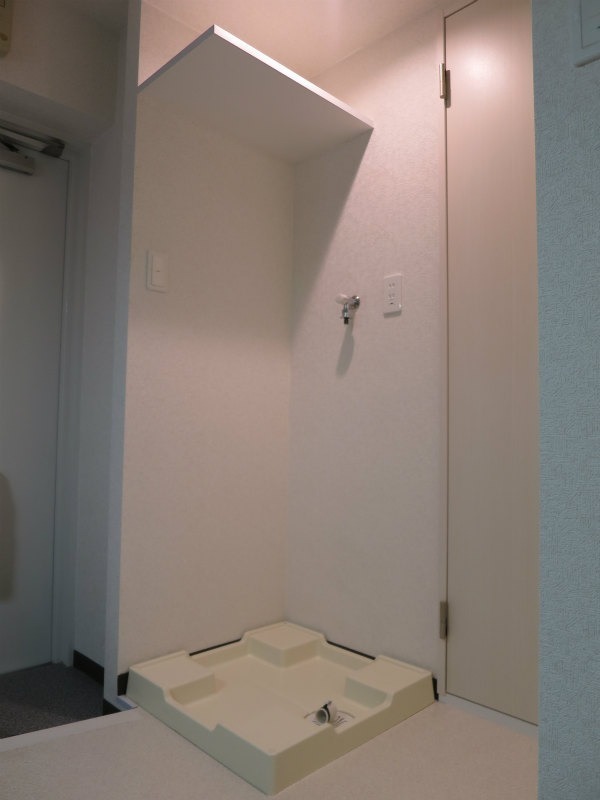 洗濯機は室内に置くことができます。