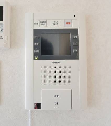 モニタ付きなのでこちらで一旦確認出来ます