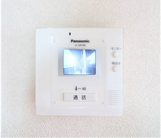 TV付きモニターホンで防犯面もバッチリ