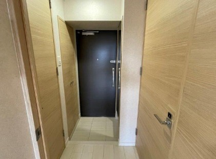 玄関はこのようになっています。