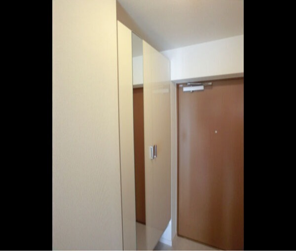 玄関収納もたっぷりでいいですね。