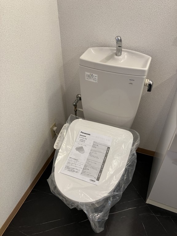 温水洗浄便座付きです
