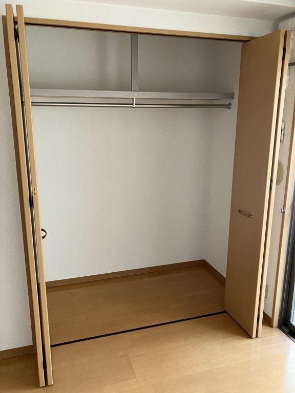 お洋服が多い方でも収納力