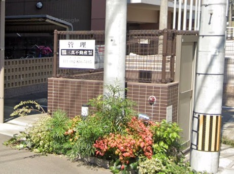 敷地内ゴミ置き場でゴミ出し楽々
