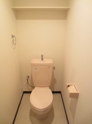 清潔感のあるトイレです