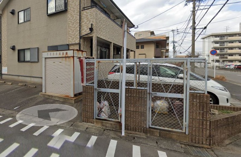 敷地内ゴミ置き場あり