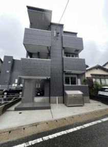 閑静な住宅街にあります