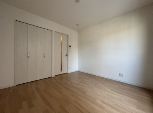 家具の配置がしやすいお部屋です。