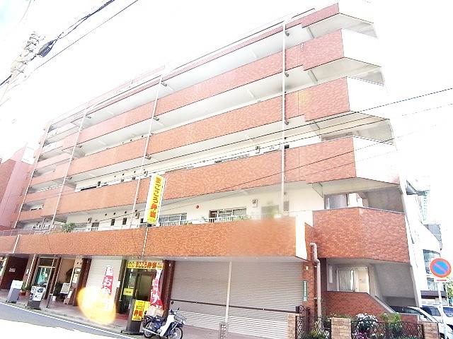 お弁当屋さんなど便利がいっぱい