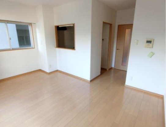 家具の配置がしやすいお部屋