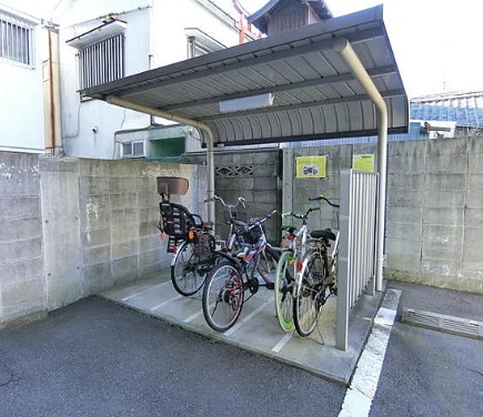 屋根付き駐輪場
