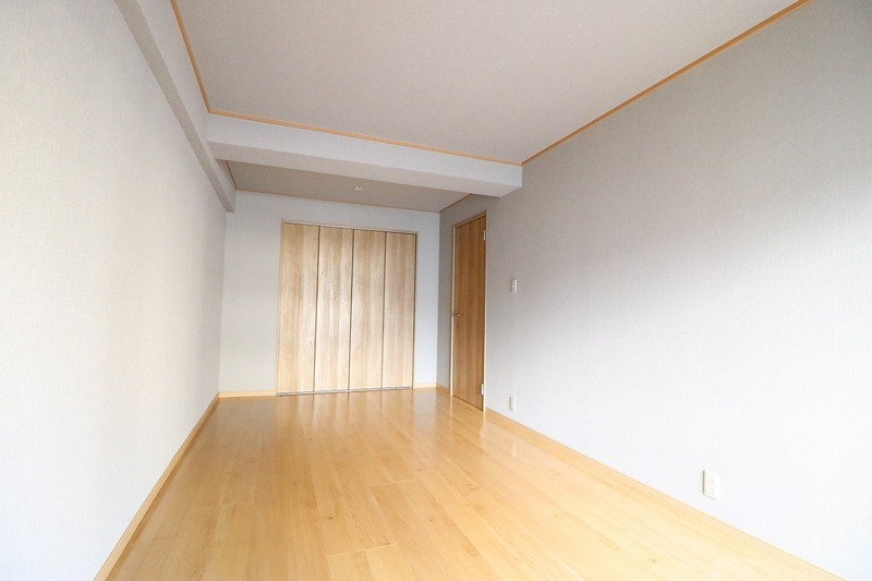こちらは寝室にいかがでしょうか