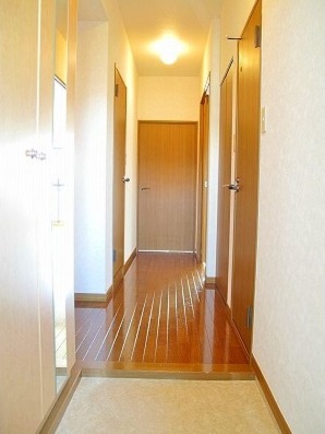 広さのある玄関です