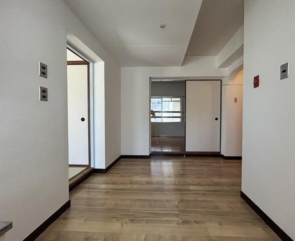 家具の配置がしやすいお部屋です