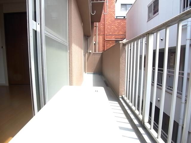 洗濯物はこちらへどうぞ。