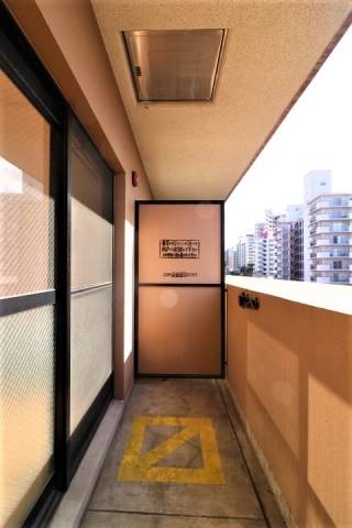 洗濯物はこちらへどうぞ。