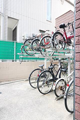 駐輪場もあります。