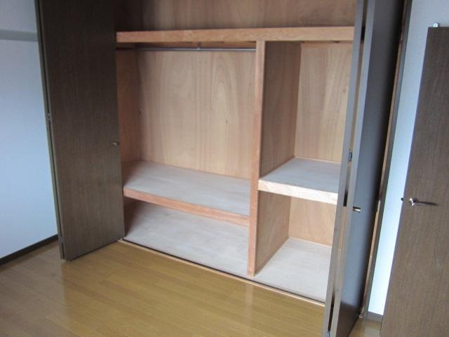 収納もたっぷりでいいですね。