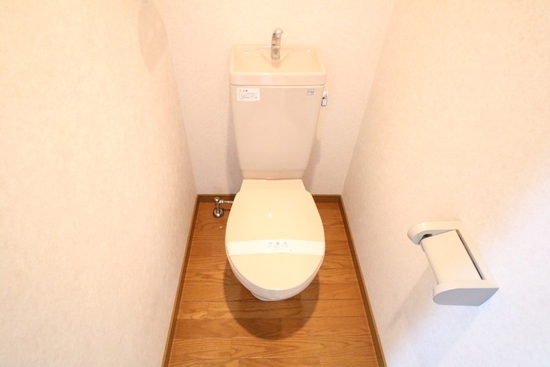 バス・トイレ別です