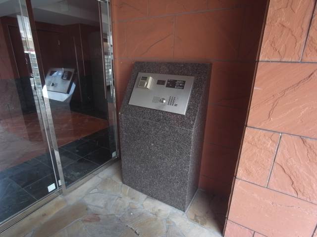 オートロック付きで安心ですね。