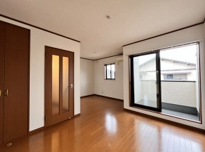 収納も充実しております