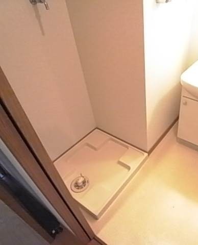 洗濯機はこちらへどうぞ。