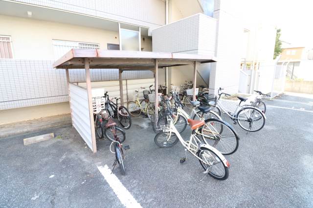 写真は現状を優先致します