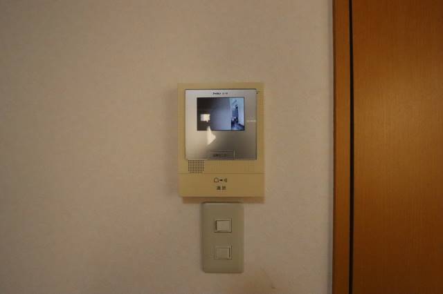 TV付きモニターホンであんしんです