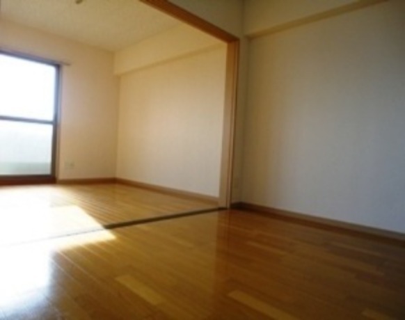 こちらは寝室にどうぞ