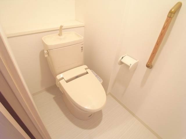 ウォシュレット完備です