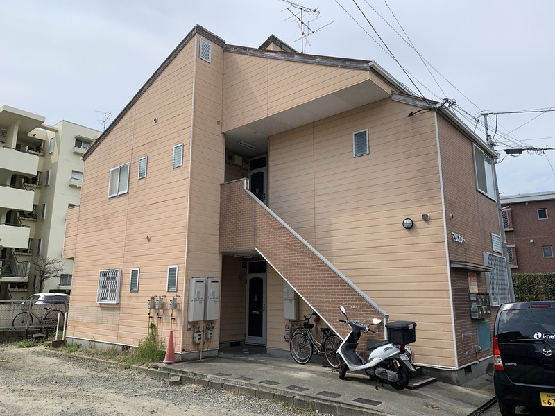 入口はこのようになっています