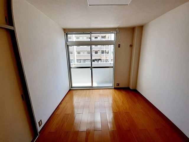 寝室にいかがでしょうか。
