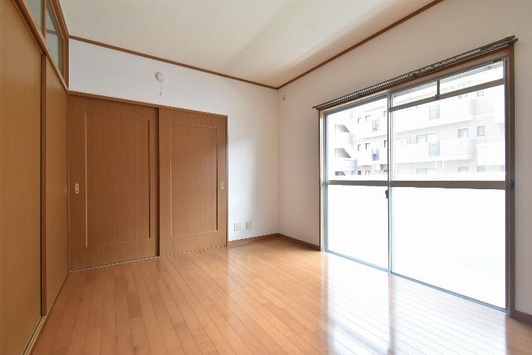 寝室にいかがでしょうか。