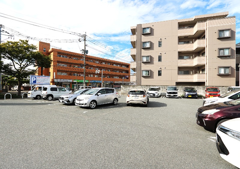 敷地内・建物