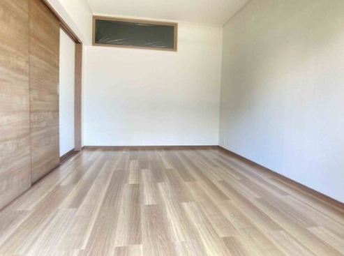 こちら寝室にいかがでしょうか。
