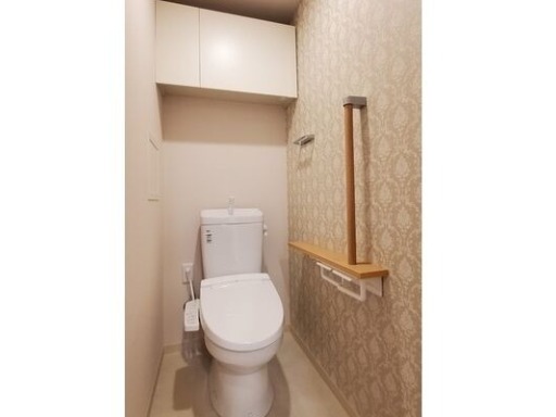 清潔感のあるトイレですね