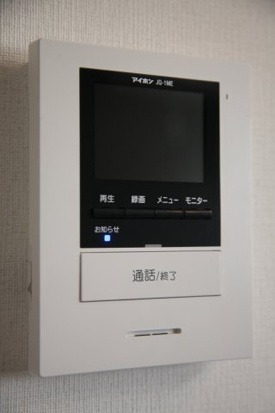 モニター付きインターホンです。