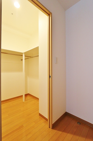 お洋服などはこちらに