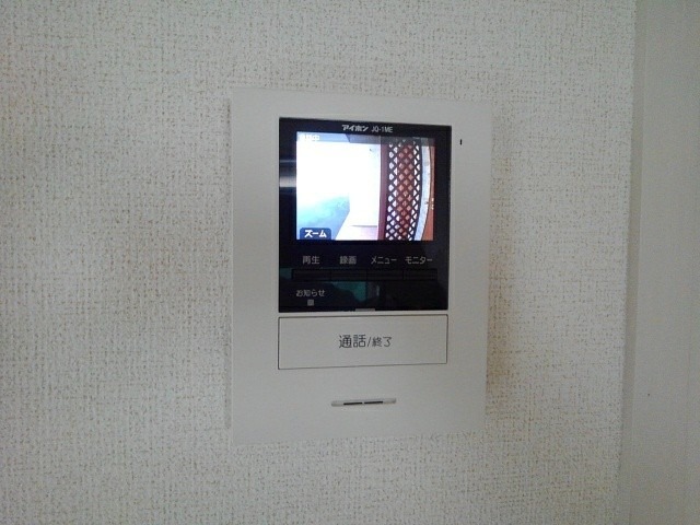 モニタ付きインターホンです。