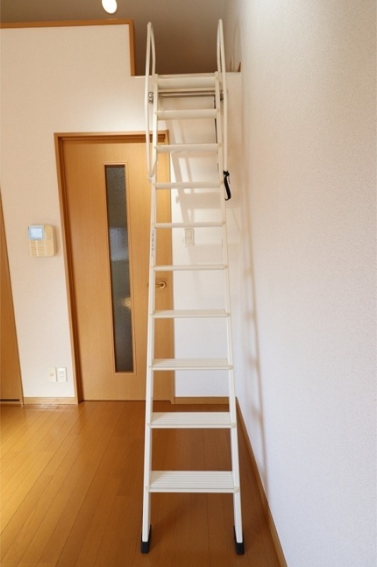 梯子付きです。